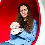 Dr. Elena Deliu